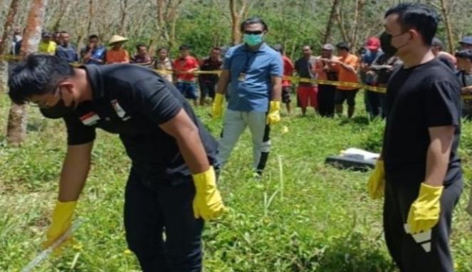Dua mayat pria ditemukan di perkebunan karet (foto istimewa)