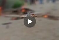 Screenshot video wanita di Sorong dibakar hidup-hidup