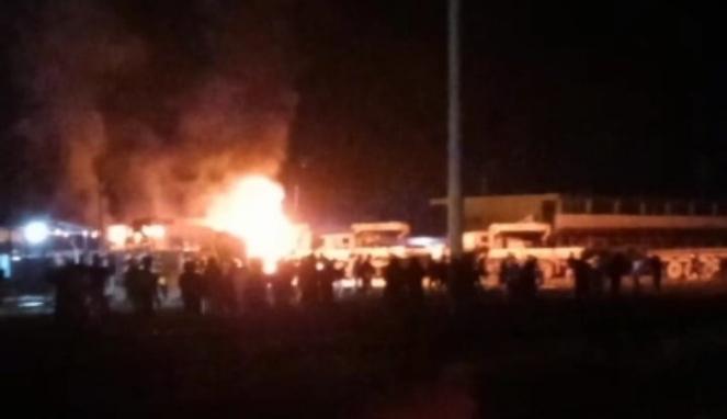 Screenshot video bentrokan di PT GNI Morowali Utara