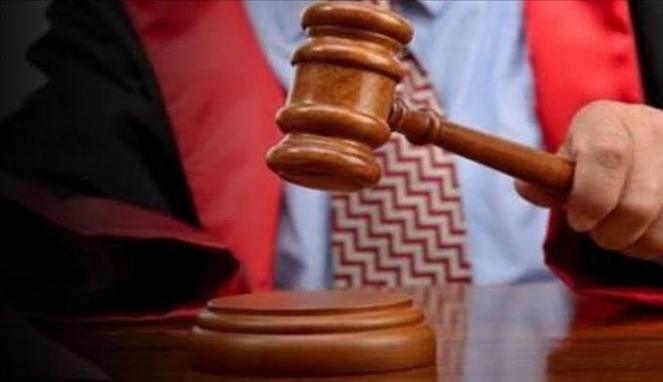 Ilustrasi Hakim ketuk palu/net