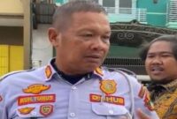 Screenshot video Petugas Dishub Yunus dan Aan Anak Anggota DPRD Wajo