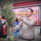 Kapolda Sulsel Irjen Nana Sudjana saat rilis kasus temuan ladang ganja. (Foto Humas)