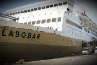 Kapal Pelni KM Labobar