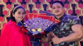 Foto Kenangan Kepsek (Kiri) bersama Didi (Kanan)