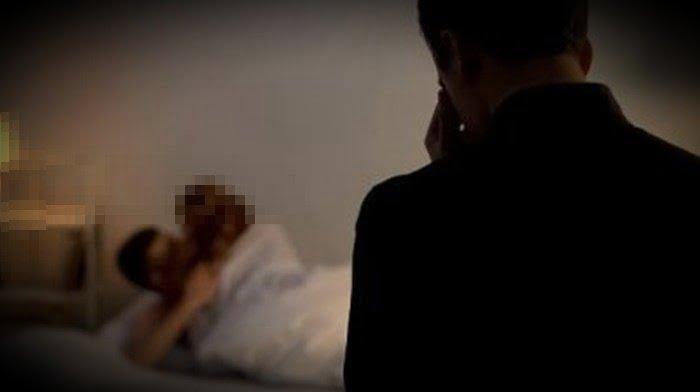 Ilustrasi istri dipergoki main sama tetangga