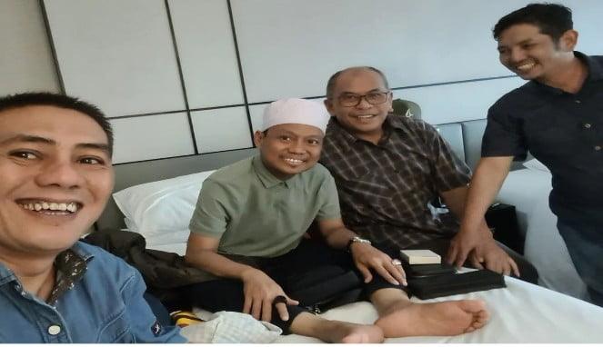 Deng Ical (Kiri), Ustaz Das'ad Latief (Tengah), IAS (Kanan) Foto : Instagram : Deng Ical