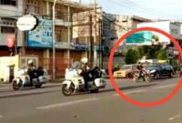 Video Screehshot: Pemotor Ugal-ugalan Nyaris Tabrak Mobil Presiden Jokowi