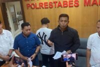 Polrestabes Makassar saat merilis kasus pesta miras oplosan berujung maut (Foto Humas)