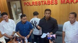Polrestabes Makassar saat merilis kasus pesta miras oplosan berujung maut (Foto Humas)