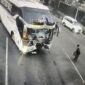 Bus penumpang tabrak pos karcis Bandara Hasanuddin (Foto Istimewa)
