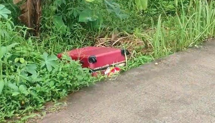 Koper merah berisi potongan tubuh manusia (Foto Istimewa)
