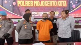 Mucikari DA diamankan Satuan Reserse Kriminal Polres Mojokerto Kota
