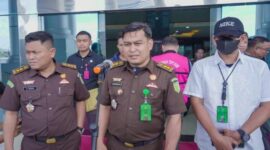 Kejati Sulsel mengamankan buronan kasus korupsi (Foto Istimewa)