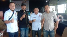 Romy Wakil Ketua 2 BPPP (Kiri) Ketua Umum LPRI, Daeng Ngemba (Baju Hitam), Wakil Ketua 1 dan Ketua Panitia BPPP (Sahrul) dan Ketua Umum SEKAT-RI (Ibhe - Kanan)