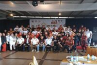 Foto Ketua dan Pengurus Badan Pengusaha Pemuda Pancasila (BPPP atau BP Pemuda Pancasila) pada acara halalbihalal di Kafe Ombak