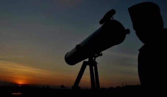 Ilustrasi pemantauan hilal/Net