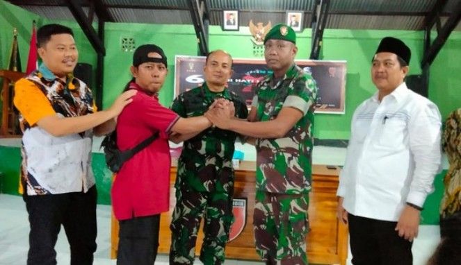Oknum anggota TNI Sertu AR meminta maaf (Foto Istimewa)