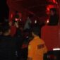 Penyelamatan 9 ABK Kapal Kapal LCT Batiwakkal Permai yang tenggelam di Perairan Talaud, Sulawesi Utara. (Basarnas Manado)