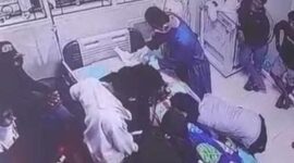 CCTV Perawat RSUD Kendari Dianiaya Keluarga Pasien 
