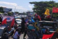 Aksi Hari Buruh di Depan Kantor DPRD Sulsel
