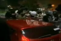 Tangkapan layar suami bersama pelakor tabrak istri sendiri