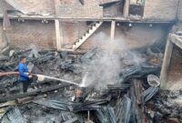 Tujuh rumah di wilayah Matampawalie, Desa Jampu, Kecamatan Liliriaja, Soppeng, ludes terbakar (Foto Istimewa)