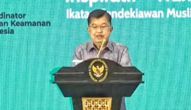 Jusuf Kalla di Acara Halalbihalal ICMI (Ikatan Cendekiawan Muslim Indonesia)