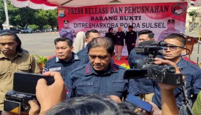 Direktur Narkoba Polda Sulsel, Kombes Pol Dodi Rahman ungkap temuan bunker narkoba di kampus Makassar