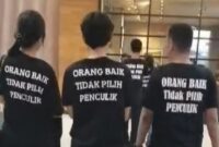 Tangkapan layar video viral kampanye negatif oleh sekelompok pemuda. (Foto Istimewa)