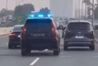 Aksi ugal-ugalan mobil Mitsubishi Pajero Sport dengan nomor dinas polisi di jalan tol