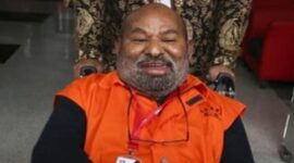 Mantan Gubernur Papua, Lukas Enembe