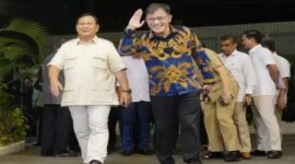 Prabowo Subianto dan Budiman Sudjatmiko usai mengadakan pertemuan di Jalan Kertanegara, Jakarta Selatan (Foto : istimewa)