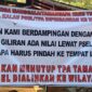 Spanduk Aksi Protes Sejumlah Warga Terkait TPA Tamangapa Antang