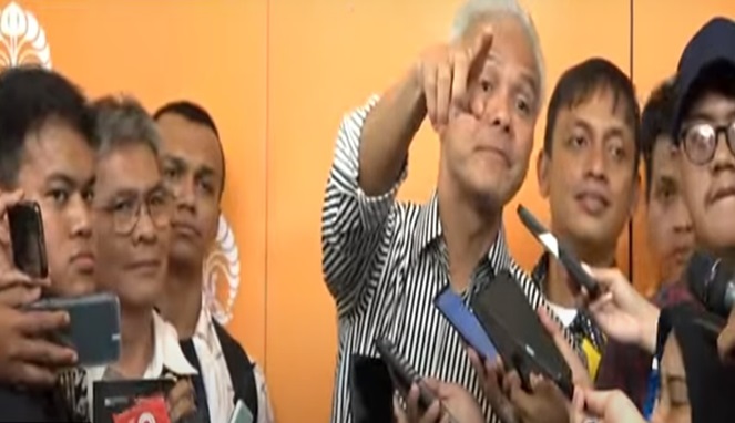 Wawancara dengan Media, Ganjar Diteriaki Soal Utang dan LGBT