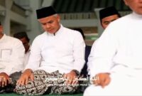 Ganjar Dibully Netizen Usai Muncul dalam Video Azan Magrib