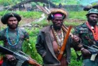 KKB Berulah, Tembak 2 Warga, Bakar Rumah Dinas DPRD dan 7 Kios