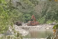 Tambang yang berada di sungai balantieng
