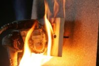 Pemadaman Bergilir Berpotensi Kebakaran, Danny Minta PLN Bertanggung Jawab (Ilustrasi korsleting)