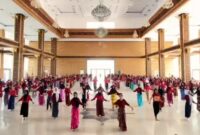 Suasana latihan tari kolosal Pa'Rimpungang Rimangkasara produksi Disdik Makassar di Istana Negara CPI, Makassar (Foto Istimewa)