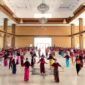 Suasana latihan tari kolosal Pa'Rimpungang Rimangkasara produksi Disdik Makassar di Istana Negara CPI, Makassar (Foto Istimewa)