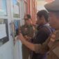 Ngamuk Gaji Tak Dibayar, Honorer Satpol PP Mamasa Segel Kantor BPKD