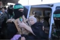 Beda Perlakuan, Hamas Bebaskan Sandera dengan Baik, Israel Tidak