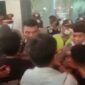 Demo Pemadaman Listrik di PLN Makassar Ricuh, Massa Terobos Masuk