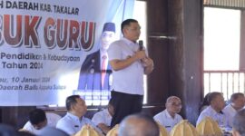 Sekda Takalar saat membawa kegiatan Rembuk Guru di Museum Daerah Balla Appaka Sulapa' Takalar