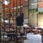 Salah satu kafe ternama di Makassar tempat dimana KJ bandar narkoba ditangkap dan dilepas