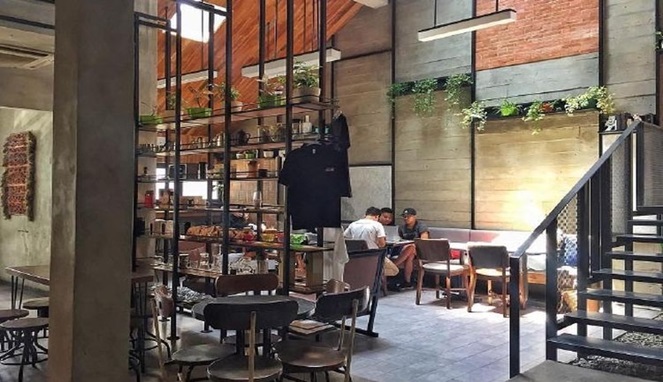 Salah satu kafe ternama di Makassar tempat dimana KJ bandar narkoba ditangkap dan dilepas