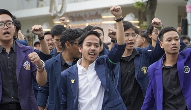 Jokowi Permainkan Hukum, BEM Unibraw Siap Bergerak Reformasi Jilid II