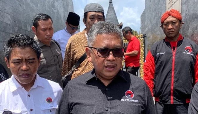 Hasto Ungkap Banyak Kades Ditakut-takuti dan Dipaksa Dukung 02