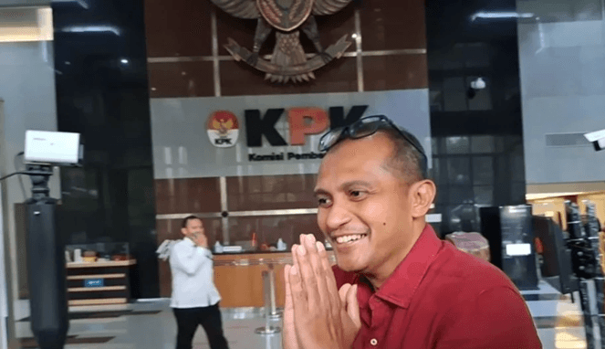 Mantan Wakil Menteri Hukum dan HAM Edward Omar Sharif Hiariej