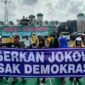 Aksi demonstrasi lengserkan dan makzulkan Jokowi menggema di depan Gedung DPR/MPR RI, Jakarta Pusat